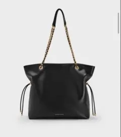 新品 CHARLES & KEITHブレイドストラップダブルハンドルトートバッグ