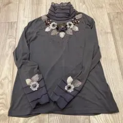 グレー タートルネック カットソー
