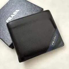 PRADA 二つ折り財布 ブラック ネイビー