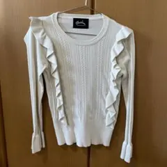 フリル　ニット