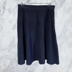 13183 アースミュージックアンドエコロジー リブニットスカート 紺 膝丈 S