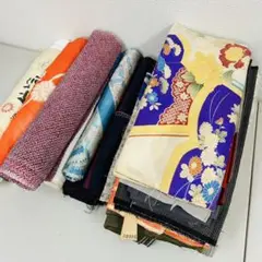 着物生地 色々 大量 まとめ売り リメイク材料 S-4402
