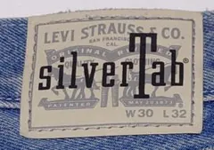 Levi's SilverTab STRAIGHT W30 L32 90s 復刻のサムネイル
