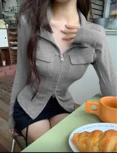 【︎✦︎様専用】ジッパー付きグレー長袖トップス