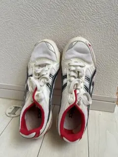 ASICS スパイクシューズ ホワイト/ブラック/レッド22.5cm