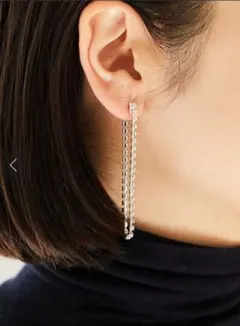 Le Chic Radical クリスタルロングピアス