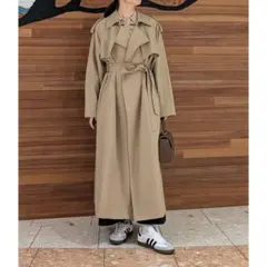 新品 mila owen 共ベルト付肩章デザイントレンチコート アイボリー