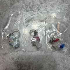 ハローキティ　めじるしアクセサリー　3つセット