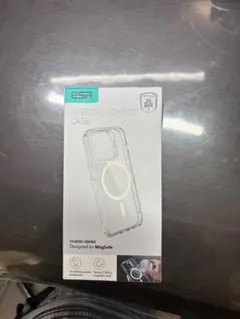 ESR iPhone 15用 ハイブリッドマグネットケース