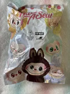 ラブブ　POP MART キャラクター
