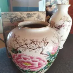 花と鳥の装飾 陶器の花瓶 中型　2セット　未使用品　もうすぐ取り消しします！