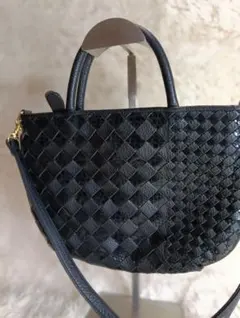 【アルカン】ARUKAN 編み込み イントレチャート ショルダーバッグ 斜め掛け