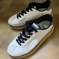 【オニツカタイガー】極美品 レザー スニーカー デレシティ 23.5 白 厚底 DELECITY スニーカー 厚底 ローカット 23.5cm ホワイト 1183A386