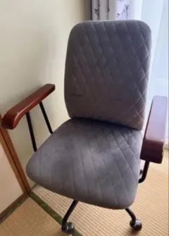 グレー キルティング オフィスチェア