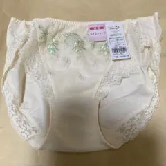 Triumph 恋するブラ の ショーツ サイズ L 92-100 TR463