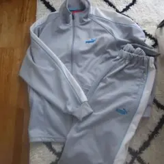 PUMA グレー ジャージ上下Sサイズ