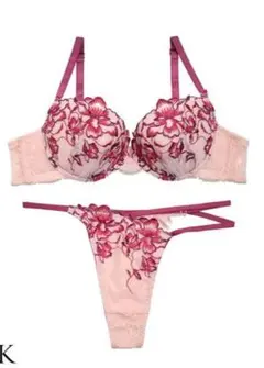 新品 DRW フローラルパフューム ブラ Tバック セット B75 レイネスト