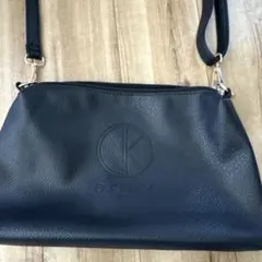 D. KELLY ブラックレザーショルダーバッグ