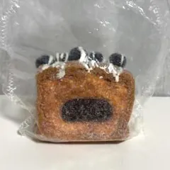 kikisquishy XL 粉付き ブルーベリー 三層 トースト