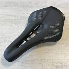 自転車サドル 衝撃吸収スポーツサドル ショートノズル タイプB ブラックのサムネイル
