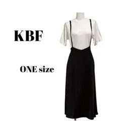 【KBF】サスペンダーフレアスカートブラック 入ウエスト サイズ Oneサイズのサムネイル