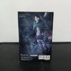 進撃の巨人 リヴァイ フィギュア & 立体機動装置