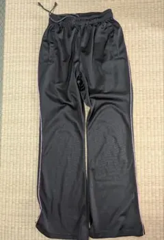 ブラック ジャージパンツ Mサイズ