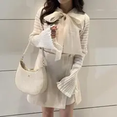 ベルスリーブ ニット