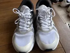 adidas ランニングシューズ ホワイト/ブラック