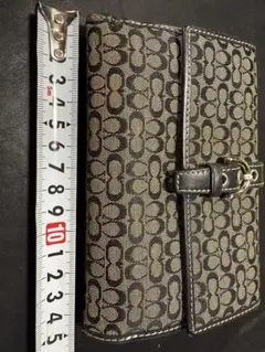 coach 二つ折り財布