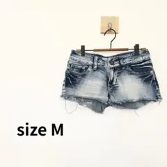 デニムショートパンツ　ダメージ　ウォッシュ加工　Mサイズ相当