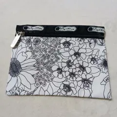 LeSportsac レスポートサック　花柄ポーチ　化粧ポーチ　小物入れ　新品