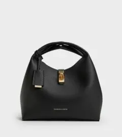 CHARLES & KEITH　Chance チャンス バケットバッグのサムネイル