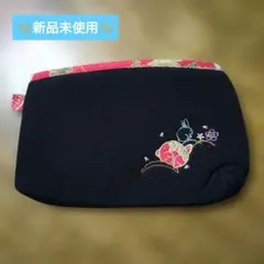 和柄ちりめん うさぎ刺繍 ポーチ