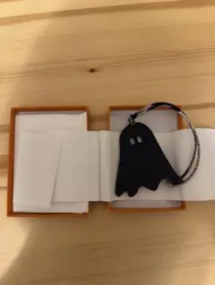 【新品未使用】エルメス petit h(プティアッシュ)ゴースト おばけチャーム 楽天市場】エルメス プティアッシュ ゴースト おばけ チャーム