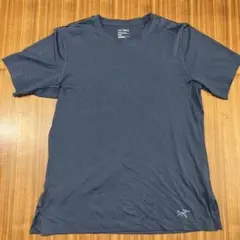 ARC'TERYX レディース Tシャツ M/M 紺色