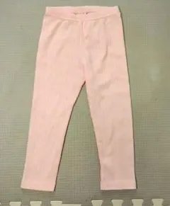 ベビーピンクのレギンス