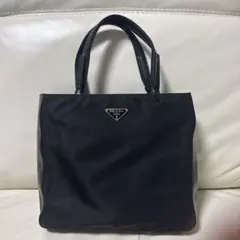 PRADA ブラック ナイロントートバッグ