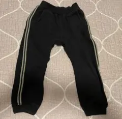 黒のサイドストライプ　裏起毛スウェットパンツ