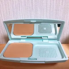 ファンデーションのサムネイル