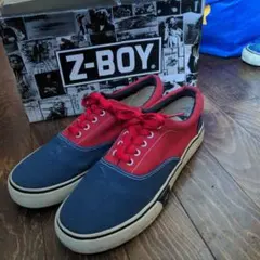 Vans ホソイスニーカー 黒/赤/クリーム Vans ホソイスニーカー 黒/赤/クリーム