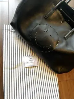 ANYA HINDMARCH レザートートバッグ ブラック　袋付きのサムネイル