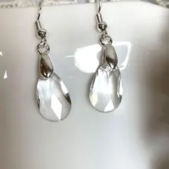 No.135しずく透明クリアゆらゆら可愛いハンドメイドピアスorイヤリング