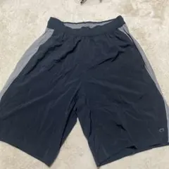 GapFit ブラックショートパンツ Sサイズのサムネイル