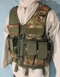 MIL-TECH SAAV P-83アサルトベスト 実物中古 フレクターン迷彩 - メルカリ