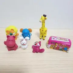 たべっこどうぶつ　フィギュア　ガチャ　トミカ