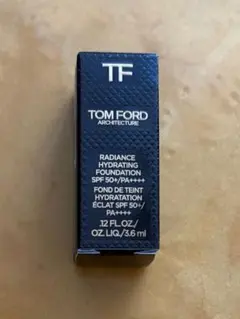 トムフォード　アーキテクチャーラディアンスハイドレーティングファンデーションのサムネイル