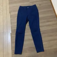 UNIQLO ダークブルー スキニーパンツ