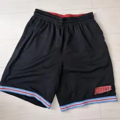 NIKE バスケパンツのサムネイル