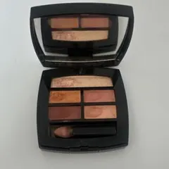 CHANEL アイシャドウパレット